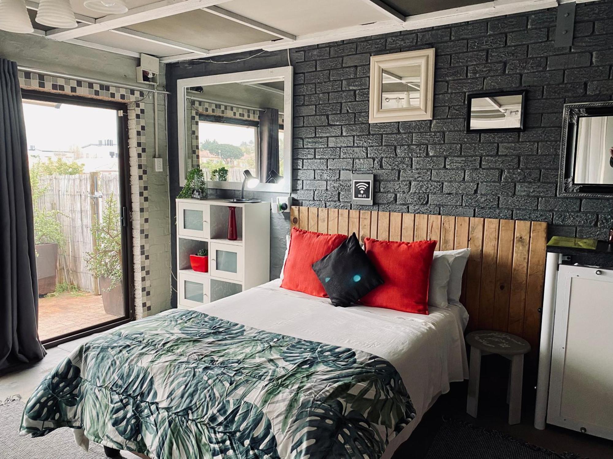 Azura Sleep Brackenfell Apartment Room photo